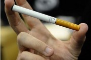 Электронная сигарета получит статус лекарственного средства